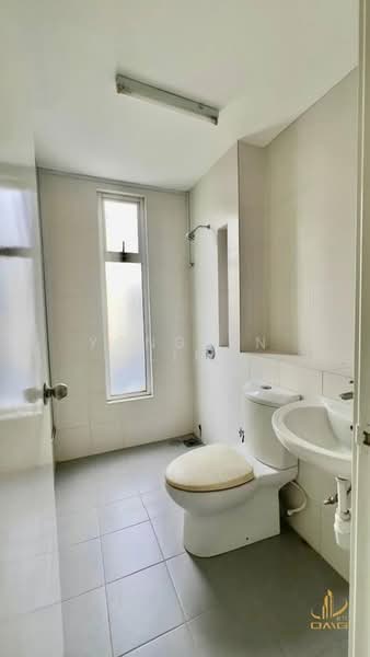 Semi-Detached House for Sale in Setia Damai (Setia Alam) - Yongsen Lim - Bathroom - PropertyGuru.com.my