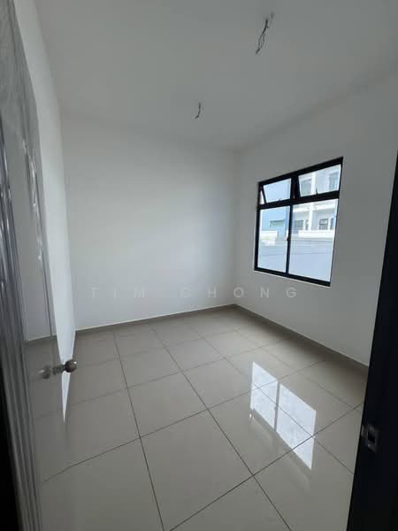 2-storey Terraced House for Sale in Taman Austin Duta (Tebrau) - Tim Chong - PropertyGuru.com.my