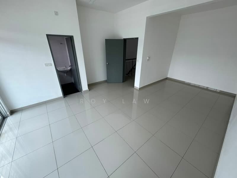 2-storey Terraced House for Sale in Bandar Springhill (Port Dickson) - Roy Law - Interior - PropertyGuru.com.my