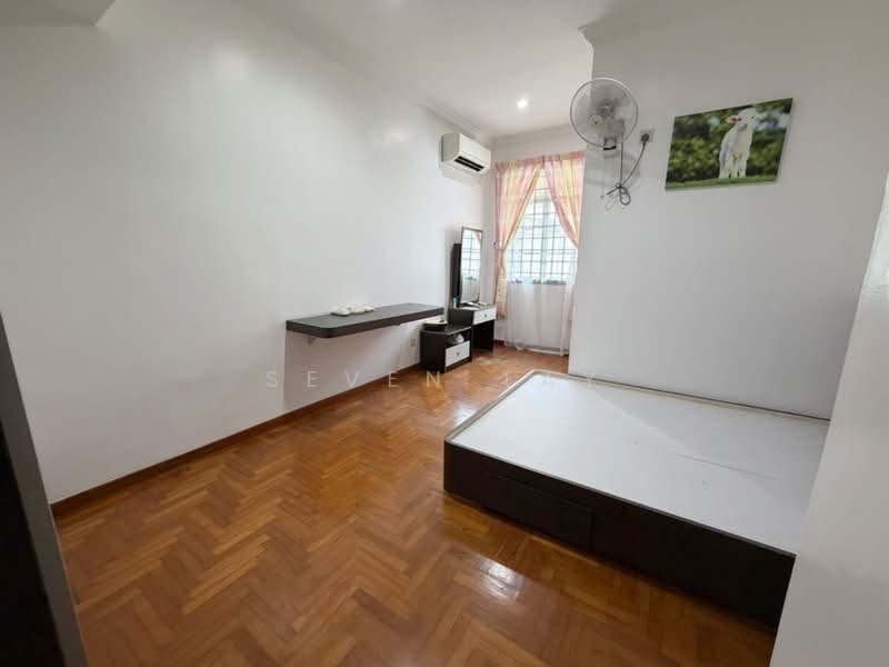2.5-storey Terraced House for Rent in Taman Gaya (Ulu Tiram) - Seven Tay - PropertyGuru.com.my