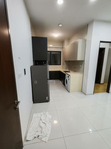 Kondominium untuk Disewa di Kings Bay @ Country Garden Danga Bay - NG ZEN XI - Kitchen - PropertyGuru.com.my