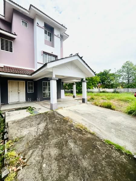Rumah Teres untuk Dijual di Taman Aman Putra (Puchong) - Wai Ann Teng - Exterior - PropertyGuru.com.my
