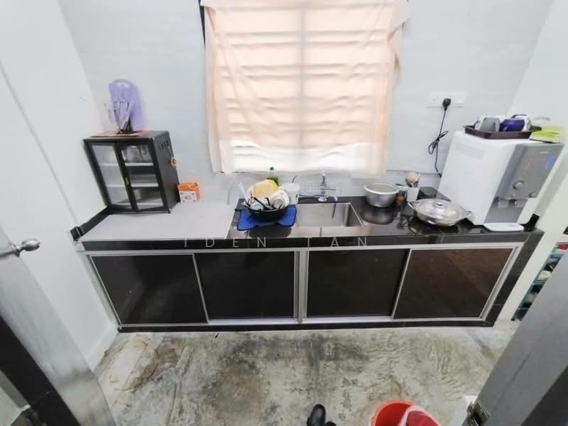 2-storey Terraced House for Sale in Mutiara Rini (Skudai) - Iden Tan - Kitchen - PropertyGuru.com.my