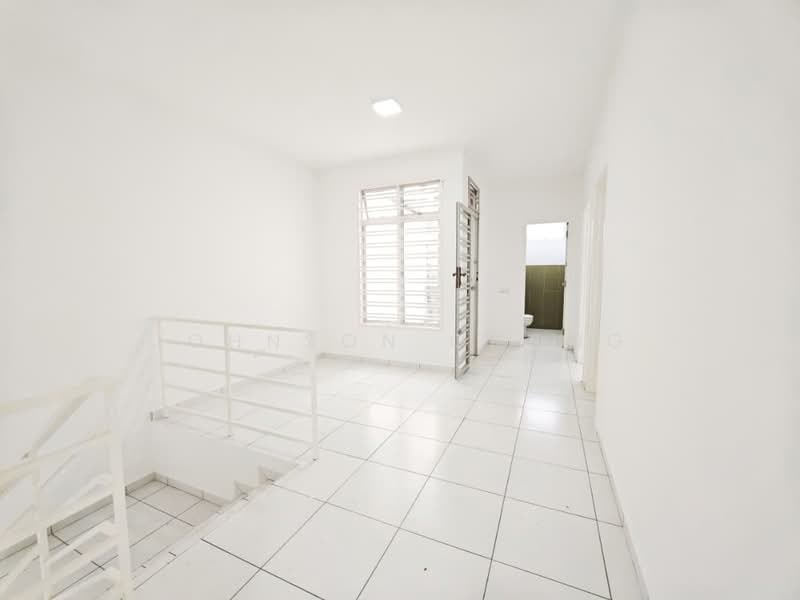 Rumah Teres 2 Tingkat untuk Dijual di Setia Tropika (Johor Bahru) - Johnson Chong - PropertyGuru.com.my
