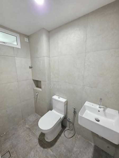 1-storey Terraced House for Sale in Taman Perling (Perling) - U Hon Kun - Bathroom - PropertyGuru.com.my