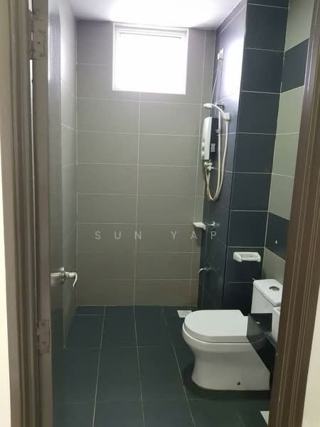 Kondominium untuk Disewa di M Condominium @ Larkin - Sun Yap - Bathroom - PropertyGuru.com.my