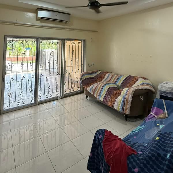 Rumah Teres 2 Tingkat untuk Dijual di Kampung Merbau Sempak Tambahan (Sungai Buloh) - Nazri Hassan - PropertyGuru.com.my