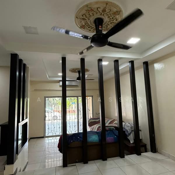 Rumah Teres 2 Tingkat untuk Dijual di Kampung Merbau Sempak Tambahan (Sungai Buloh) - Nazri Hassan - PropertyGuru.com.my