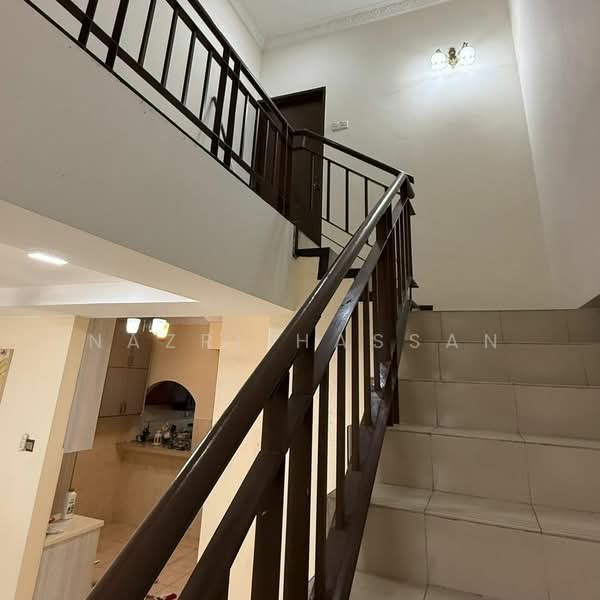 Rumah Teres 2 Tingkat untuk Dijual di Kampung Merbau Sempak Tambahan (Sungai Buloh) - Nazri Hassan - PropertyGuru.com.my