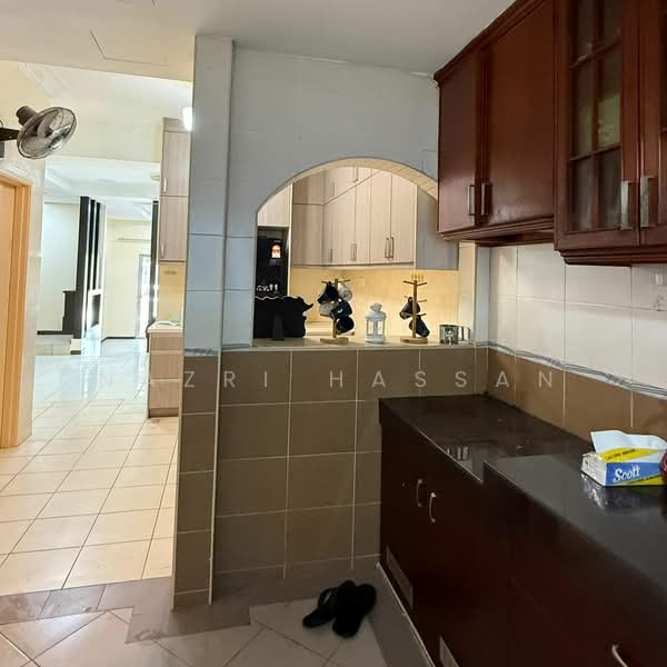 Rumah Teres 2 Tingkat untuk Dijual di Kampung Merbau Sempak Tambahan (Sungai Buloh) - Nazri Hassan - PropertyGuru.com.my