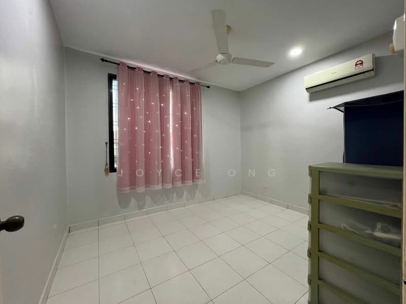2-storey Terraced House for Sale in Taman Sri Pulai Perdana (Skudai) - Joyce Ong - Bedroom - PropertyGuru.com.my