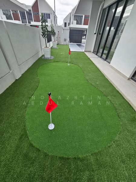 Rumah Berkembar untuk Dijual di Elmina (Shah Alam) - Norazrein Abdul Raman - Exterior - PropertyGuru.com.my