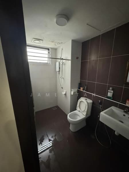 Service Residence for Sale at The Garden Residences - James Tan - Bathroom - PropertyGuru.com.my