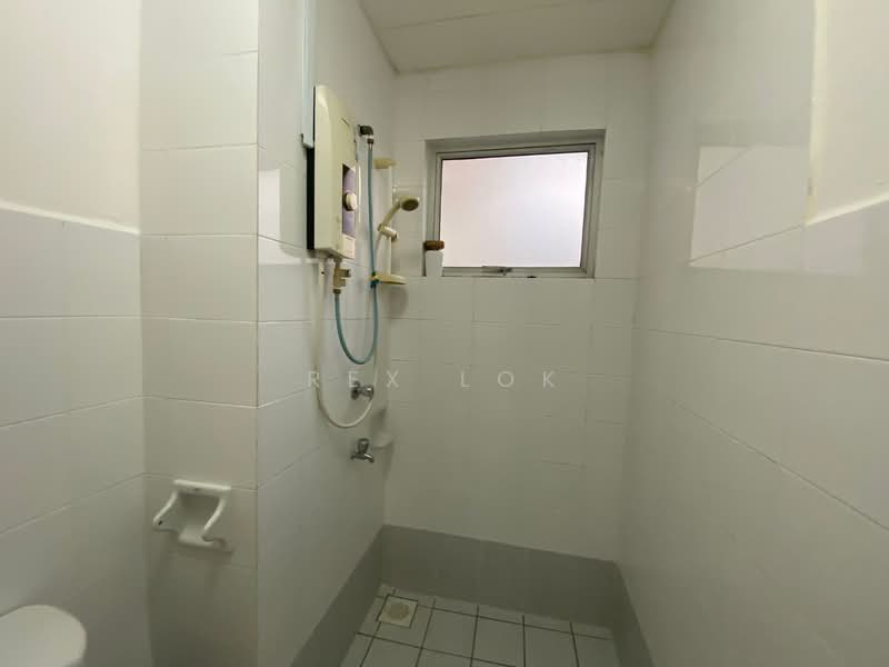 Kondominium untuk Disewa di Perdana View - Rex Lok - PropertyGuru.com.my