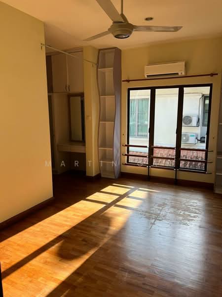 Bungalow for Sale in Seri Kembangan (Selangor) - Martin Gan - Bedroom - PropertyGuru.com.my