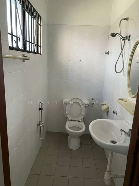 Bungalow for Sale in Seri Kembangan (Selangor) - Martin Gan - Bathroom - PropertyGuru.com.my