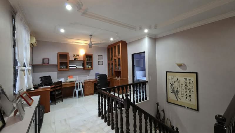 Semi-Detached House for Sale in Taman Golf (Ipoh) - Lee Muzi - Study - PropertyGuru.com.my