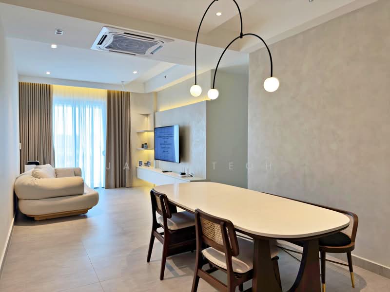 Service Residence for Sale at SUNSURIA FORUM SERVICED APARTMENT - James Teoh - Living Room - PropertyGuru.com.my