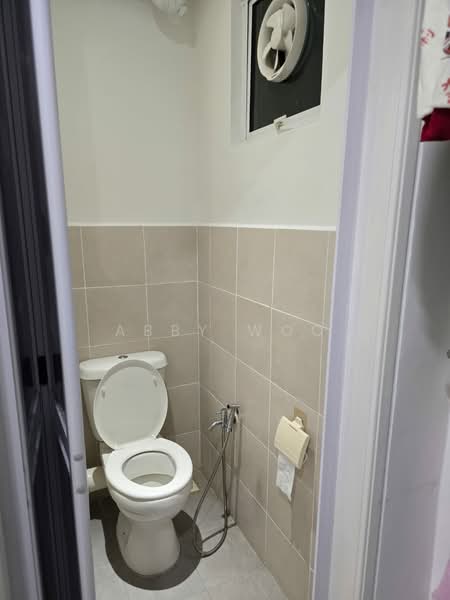 Pangsapuri untuk Dijual di Skyridge Apartment - Abby Woo - Bathroom - PropertyGuru.com.my