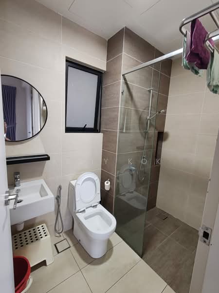 Servis Apartment untuk Disewa di Sinaran - Kelly Kok - Bathroom - PropertyGuru.com.my