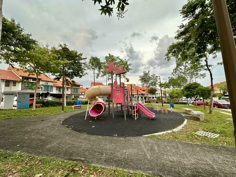 2-storey Terraced House for Rent in Alam Impian (Shah Alam) - Elaine Chin - Exterior - PropertyGuru.com.my