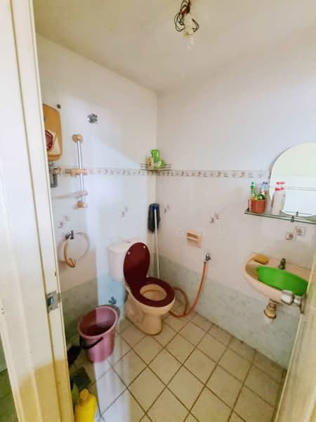 2-storey Terraced House for Sale in Taman Meranti Jaya (Puchong) - Evan Goh - Bathroom - PropertyGuru.com.my