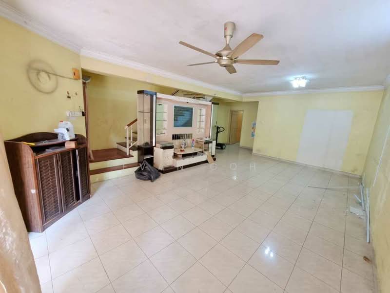 2-storey Terraced House for Sale in Taman Meranti Jaya (Puchong) - Evan Goh - Living Room - PropertyGuru.com.my