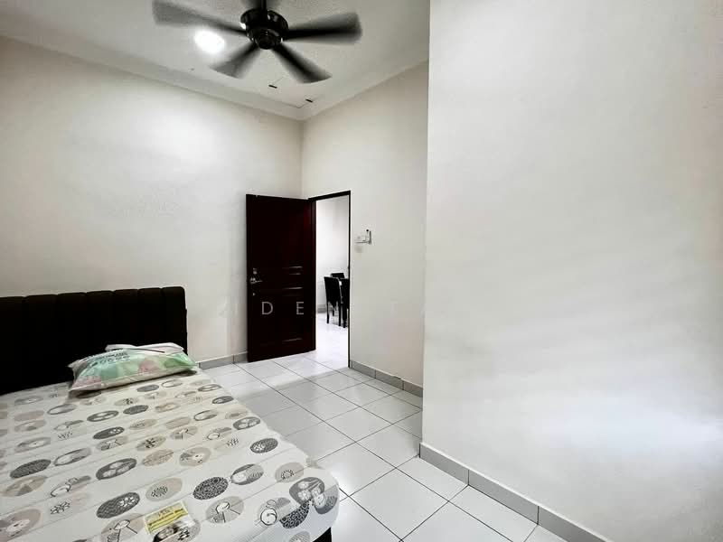1-storey Terraced House for Sale in Bandar Putra (Kulai) - Iden Tan - Bedroom - PropertyGuru.com.my