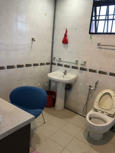 Semi-Detached House for Sale in Sungai Long (Bandar Sungai Long) - Shanny Tan - Bathroom - PropertyGuru.com.my