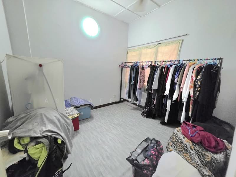 Rumah Teres 2 Tingkat untuk Dijual di Seksyen 27 (Shah Alam) - Ashraff Daniel - PropertyGuru.com.my