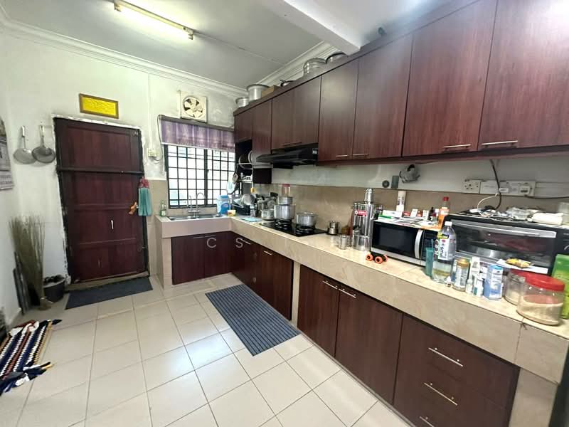 Rumah Teres 2 Tingkat untuk Dijual di Taman Pelangi Indah (Ulu Tiram) - CS Tan - Kitchen - PropertyGuru.com.my