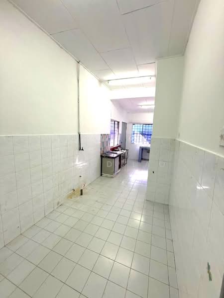 Rumah Teres 1 Tingkat untuk Disewa di Taman Bukit Maluri (Kepong) - David Lao - Kitchen - PropertyGuru.com.my