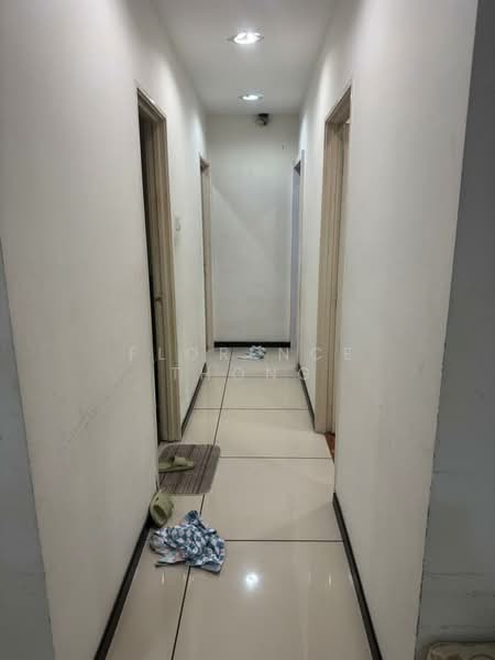 Apartment for Sale at Larkin Residence (Phase Three) - Florence Thong - Corridor - PropertyGuru.com.my