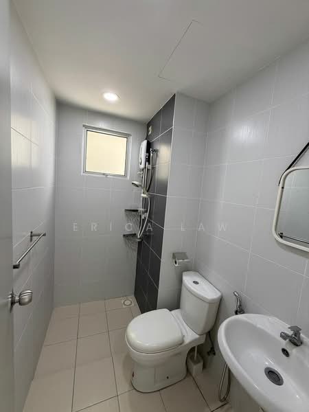 Kondominium untuk Dijual di Residensi Puchongmas - Erica Law - Bathroom - PropertyGuru.com.my