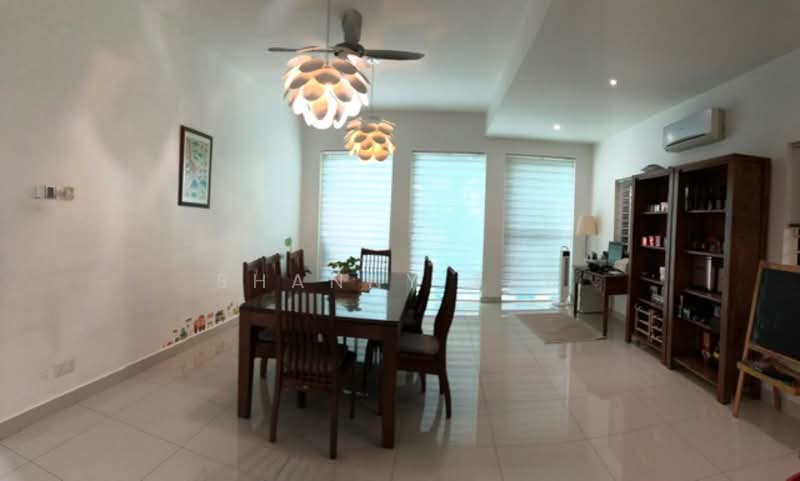 Semi-Detached House for Sale in Sungai Long (Bandar Sungai Long) - Shanny Tan - Dining Room - PropertyGuru.com.my