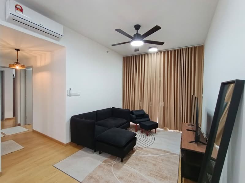 Servis Apartment untuk Disewa di Maya Bay Residences @ Gamuda Cove - Mavis Teh - Living Room - PropertyGuru.com.my