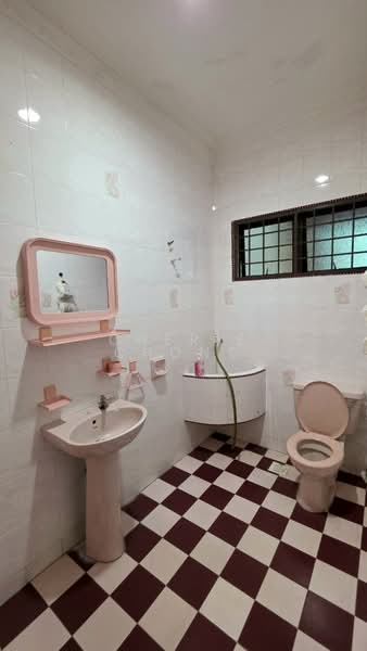 Semi-Detached House for Sale in Taman Golf (Ipoh) - Cherie Chong - PropertyGuru.com.my