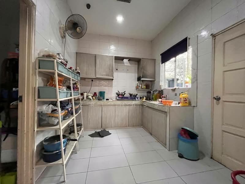 Semi-Detached House for Sale in Seksyen U9 (Shah Alam) - Nazri Hassan - PropertyGuru.com.my