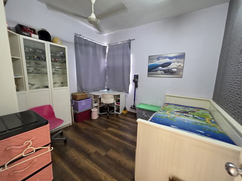 Condominium for Sale at Platinum Hill PV 3 - Justin Wong - Bedroom - PropertyGuru.com.my