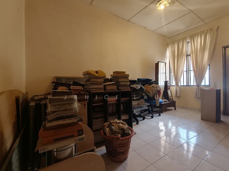 2-storey Terraced House for Sale in Mahkota Cheras (Cheras) - Janice Lau - Study - PropertyGuru.com.my