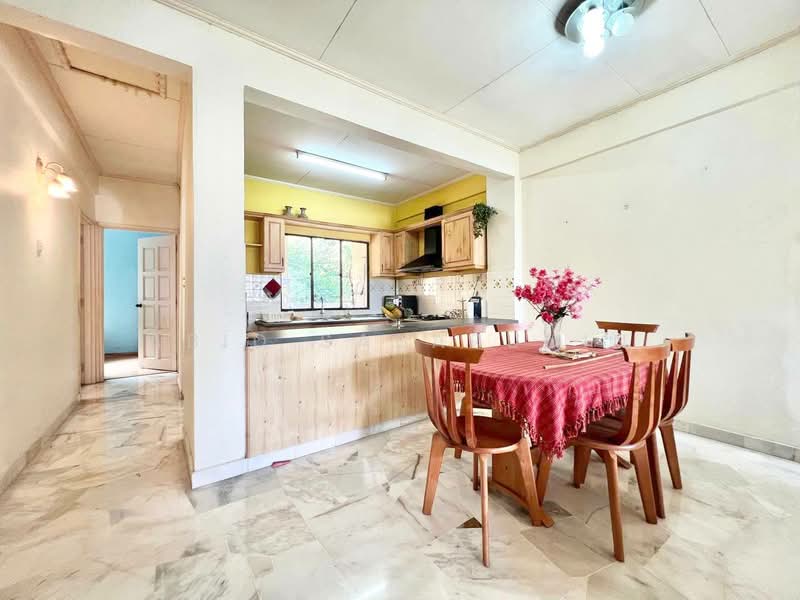 Condominium for Sale at Waizuri 1 - Abid Sabarudin - Kitchen - PropertyGuru.com.my