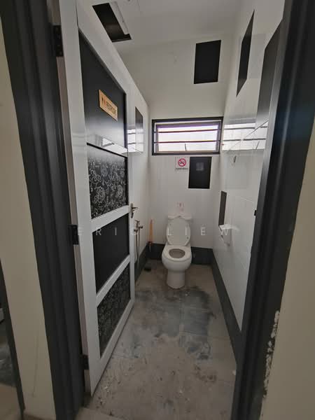 Shop for Rent in Danau Kota (Setapak) - Eric Liew - Bathroom - PropertyGuru.com.my