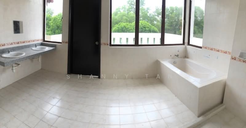 Bungalow for Sale in Bandar Sungai Long (Selangor) - Shanny Tan - Bathroom - PropertyGuru.com.my