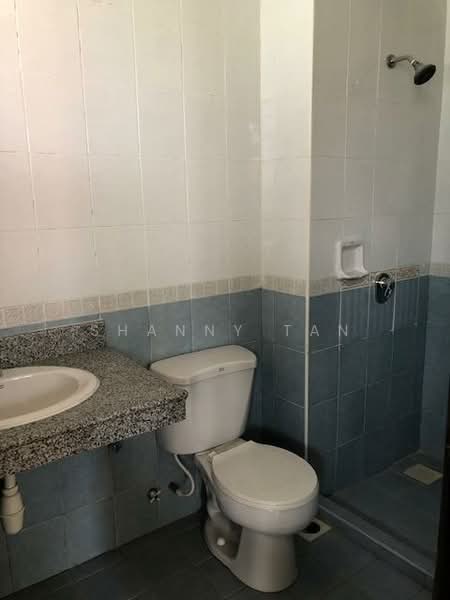 Bungalow for Sale in Bandar Sungai Long (Selangor) - Shanny Tan - Bathroom - PropertyGuru.com.my