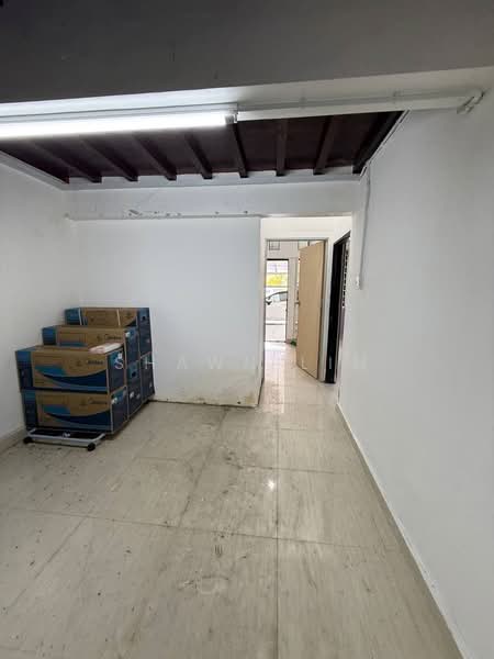 1-storey Terraced House for Sale in Taman Molek (Johor Bahru) - Shawn Lim - PropertyGuru.com.my