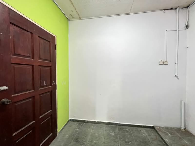 2-storey Terraced House for Sale at Taman Tasik Utama - Lawrance Lim - PropertyGuru.com.my