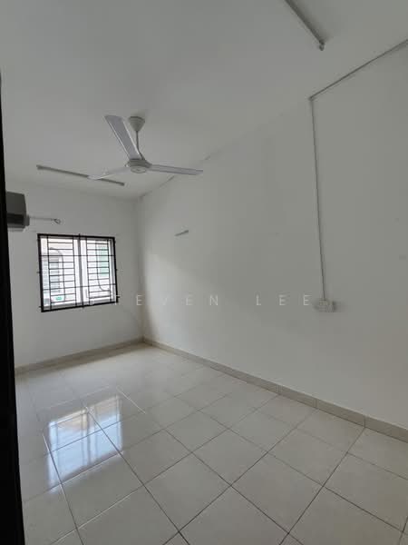 2-storey Terraced House for Sale in Taman Sari Alamanda (Serendah) - Steven Lee - Interior - PropertyGuru.com.my