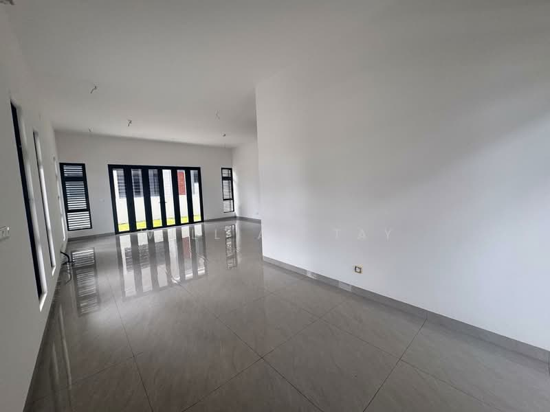 Rumah Berkembar untuk Dijual di Bandar Uda Utama (Johor Bahru) - William Tay - Living Room - PropertyGuru.com.my