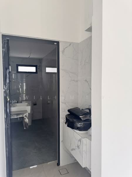 Rumah Berkembar untuk Dijual di Bandar Uda Utama (Johor Bahru) - William Tay - Bathroom - PropertyGuru.com.my
