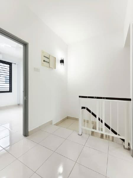 2-storey Terraced House for Sale in Taman Austin Duta (Tebrau) - Keith Ching - Interior - PropertyGuru.com.my